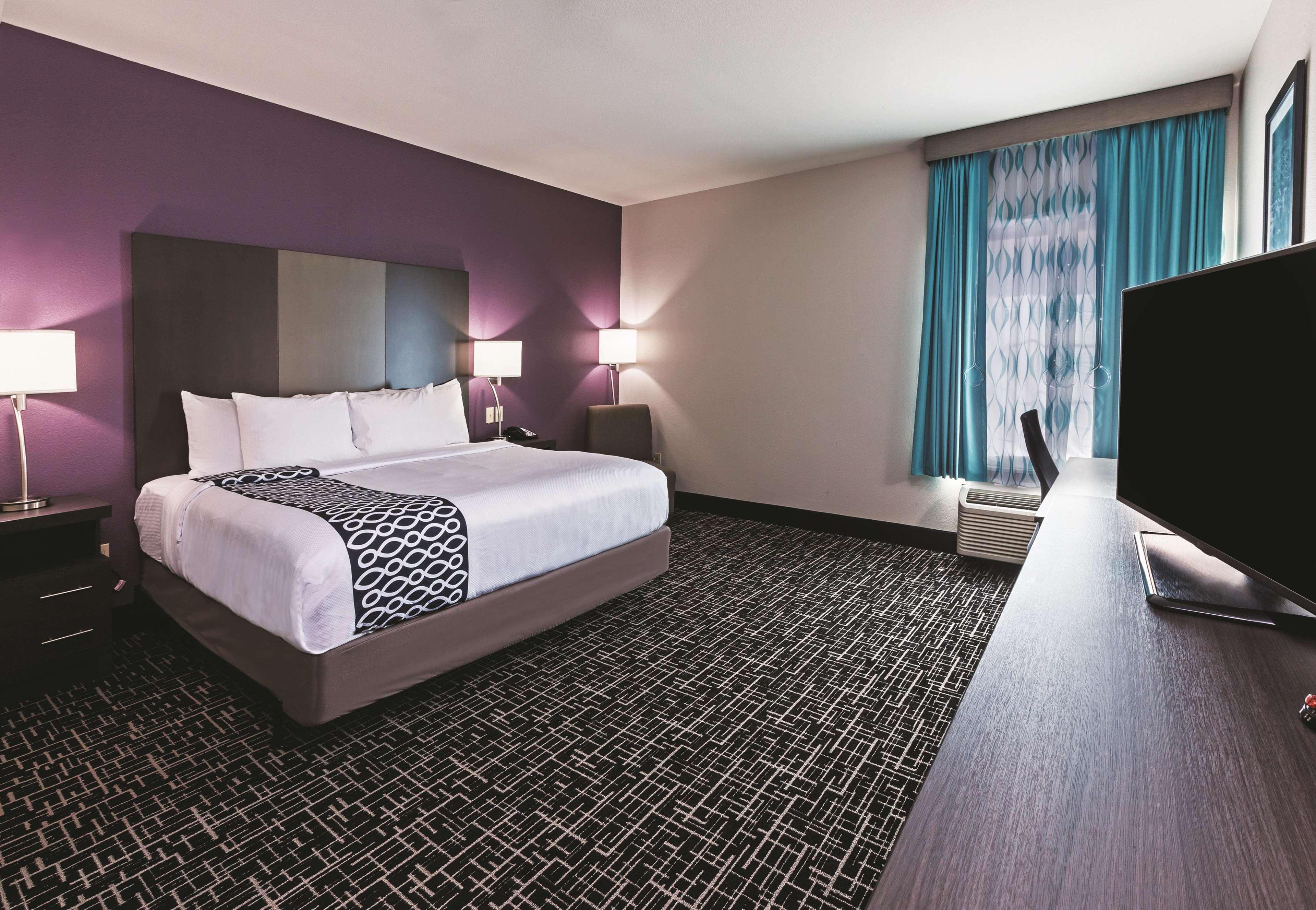 La Quinta By Wyndham Claremore Bagian luar foto