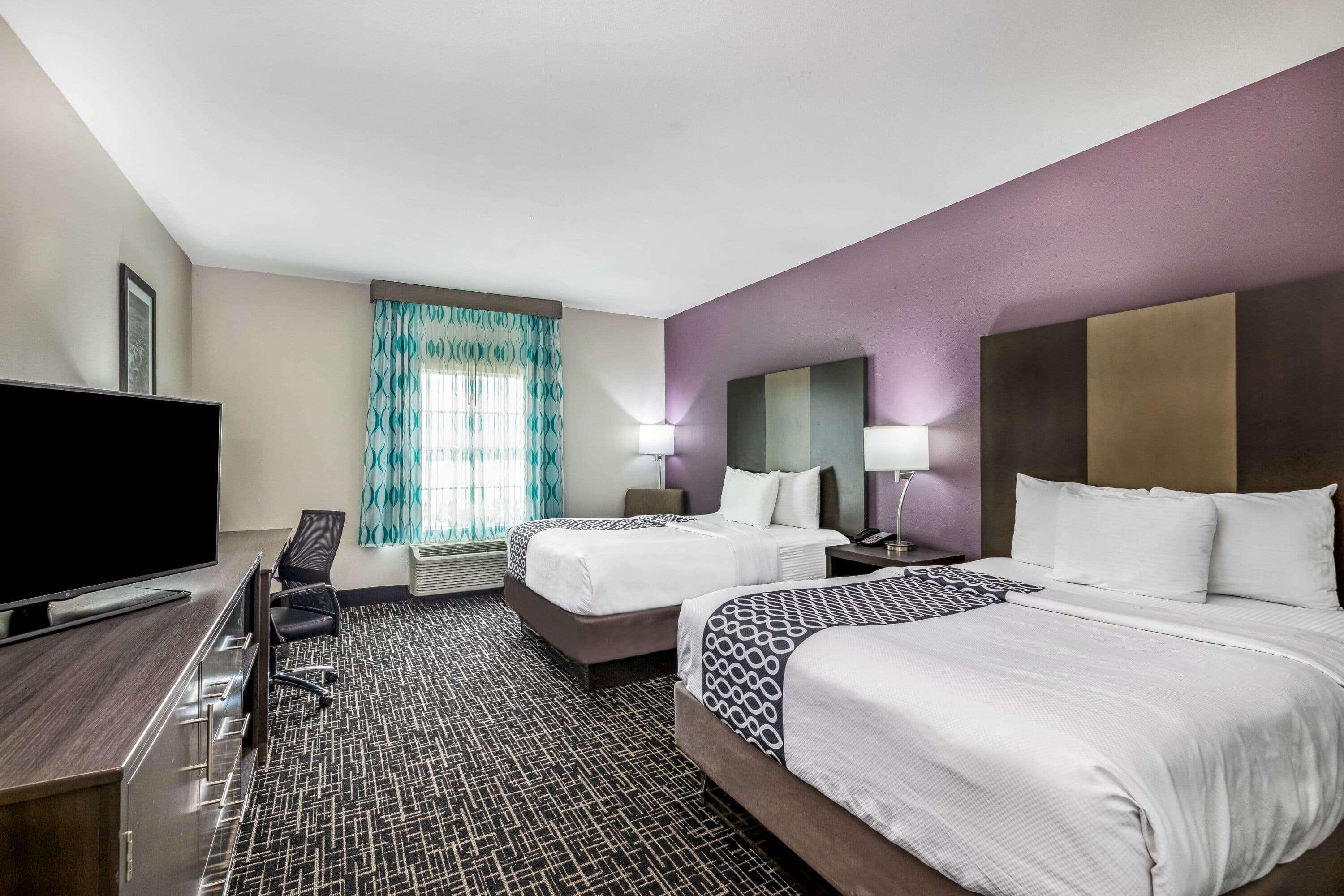 La Quinta By Wyndham Claremore Bagian luar foto